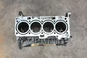 21100-2G727 HYUNDAI Engine Block Turbo Kia