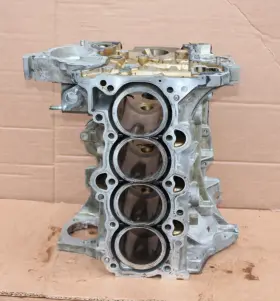 250N2-2BU01 HYUNDAI Engine Cylinder Block Scratched Turbo Kia