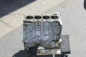 2M012-2EU00 HYUNDAI Engine Block Tucson #3