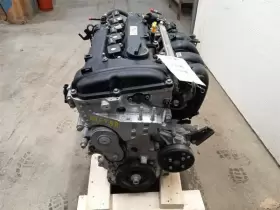 300-10136 HYUNDAI Engine Automatic Elantra #2
