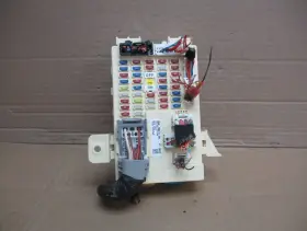 954002V064 HYUNDAI Interior Cabin Fuse Box Relay Block Panel
