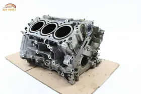 110005CA0A INFINITI Engine Motor Cylinder Block Crankcase