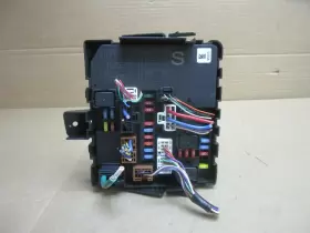 284B71LA0A INFINITI Engine Fuse Box Relay Junction Block