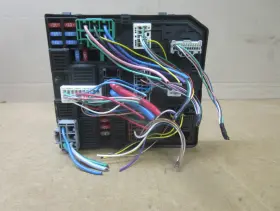 284B75NA0C INFINITI Engine Fuse Box Relay Junction Block QX50