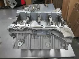 QX80 INFINITI Engine Cylinder Block #3
