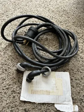 2018303C91 INTERNATIONAL Electrical Cord Block Heater