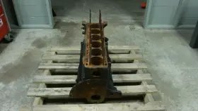 7E8929-9 JAGUAR Xke Engine Motor Block #3