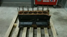 7E8929-9 JAGUAR Xke Engine Motor Block