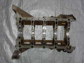 AJ810525 JAGUAR Lower Engine Block Motor Pan XJ8