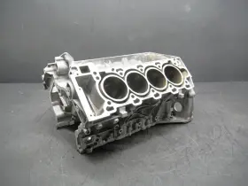 Jaguar Aj813722 2021-2023 F-pace Svr Bare Engine Block Motor 5.0 V8 Oem