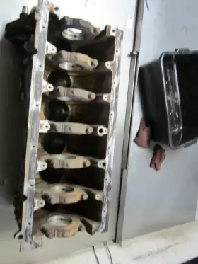 EBC10235CA JAGUAR Engine Cylinder Block XJ6