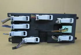 Jaguar Gx7314f041al 17 18 19 20 F-pace Xe Body Control Module Fuse Computer Unit