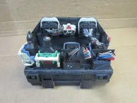 04692331 JEEP Totally Integrated Power Module Fuse Box Tipm