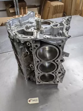 302-01733 JEEP Engine Cylinder Block Cherokee #3