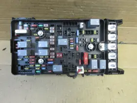 68264526AD JEEP Totally Integrated Power Module Fuse Box