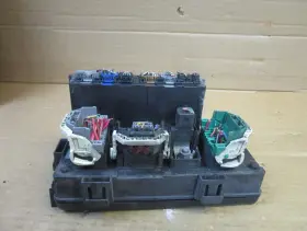 68289247 JEEP Totally Integrated Power Module Fuse Box Tipm