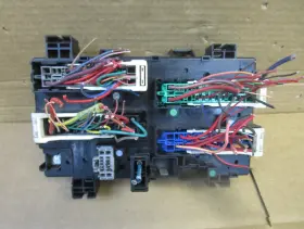 68425203 JEEP Totally Integrated Power Module Fuse Box Tipm #2