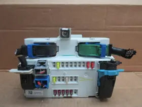 68438737 JEEP Interior Cabin Fuse Body Control Module Bcm