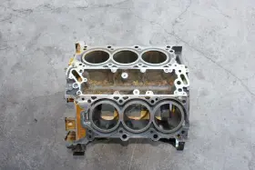 349Y33CS00 KIA Engine Cylinder Block Sorento