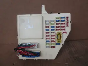 919502K142 KIA Interior Cabin Fuse Box Body Control Module