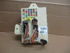 919502T090 KIA Interior Cabin Fuse Box Relay Block Optima