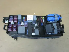919504D350 KIA Engine Fuse Box Relay Junction Block Panel