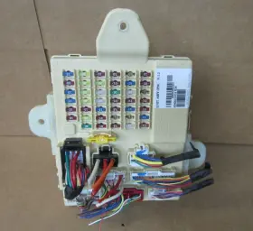 954001U210 KIA Interior Cabin Fuse Box Body Control Module