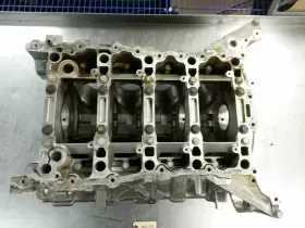 302-50188 LAND ROVER Engine Cylinder Block #2