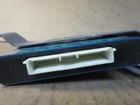 8967053010 LEXUS Power Supply Control Module IS250 #3