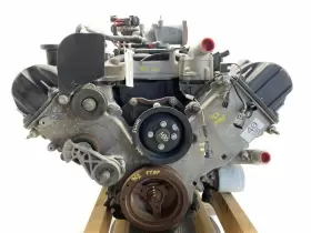 6S-804-AA LINCOLN Engine Town-car