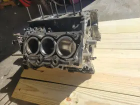 321013 MASERATI Engine Motor Block Ghibli