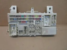 5190560C0 MAZDA Body Control Module Interior Cabin Fuse Box