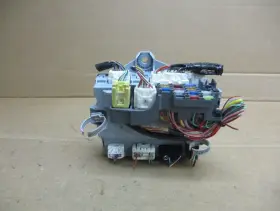GS3M67560B MAZDA Body Control Module Interior Cabin Fuse Box