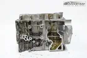R2600104800 MERCEDES Engine Motor Cylinder Block