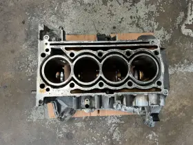 Mercedes-benz 2710107405 12-15 C250 W204 M271 Turbo Engine Cylinder Block Oem Mercedes-benz 2710107405 12-15 C250 W204 M271 Turbo Engine Cylinder Block Oem
