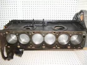M127 MERCEDES-BENZ GENUINE QUIALTY Block