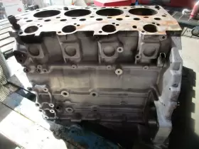 OM924LA MERCEDES Diesel Engine Cylinder Block #2