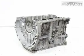 R2700106100 MERCEDES Engine Motor Cylinder Block GLA250