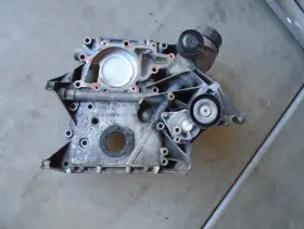 R6110151302 MERCEDES Diesel Engine Timing Cover 2500 Dodge