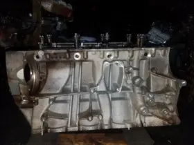R6420705 MERCEDES Benz Diesel Engineblock 2500 3500 Sprinter