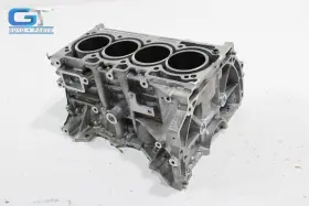 202933F MITSUBISHI Engine Motor Cylinder Block Crankcase