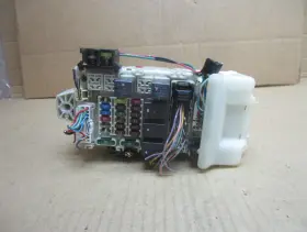 40625-0706 MITSUBISHI Interior Cabin Fuse Box Relay Junction