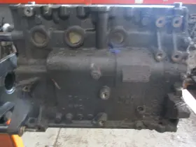 MD131395 MITSUBISHI Engine Cylinder Block Crankshaft Piston