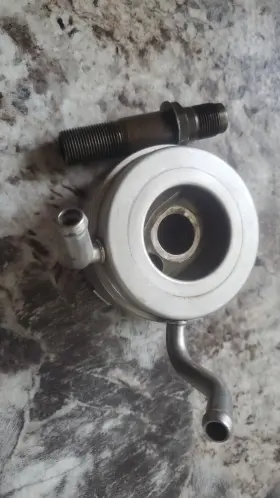 MD167787 MITSUBISHI Oil Cooler Water Dsm Talon Eclipse