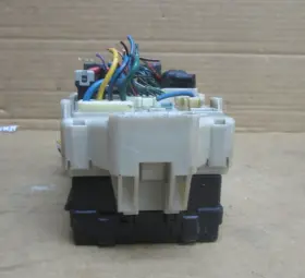 MR537993 MITSUBISHI Interior Cabin Fuse Body Control Module #3