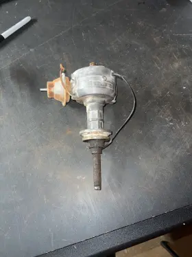 2875796 MOPAR Body Block Points Distributor Charger