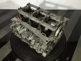 10103-AM6A0 NISSAN Block Motor Engine Freight 350Z G35 VQ35DE