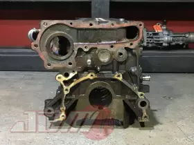 11000-0V300 NISSAN Block Skyline Laurel Engine Motor Freight #3