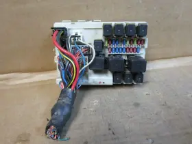 284B78J02A NISSAN Engine Fuse Box Relay Block Junction Panel