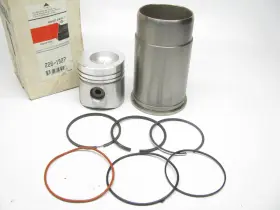 226-1527 PERFECT CIRCLE Piston Cylinder Deere Kit 303